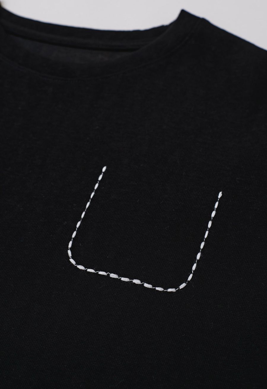 Fake Embroidered Pocket Crew Neck T-Shirt in Black