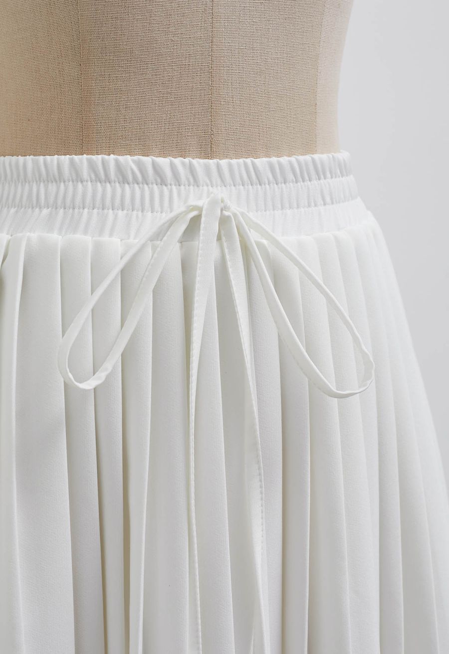 Button Down Vest and Pleated Mini Skirt Set in White