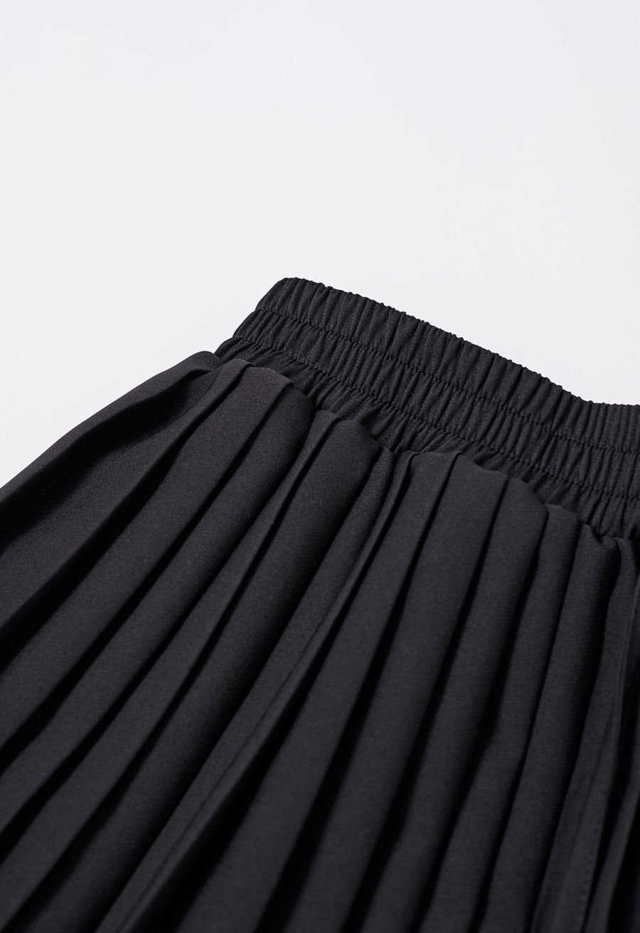 Button Down Vest and Pleated Mini Skirt Set in Black