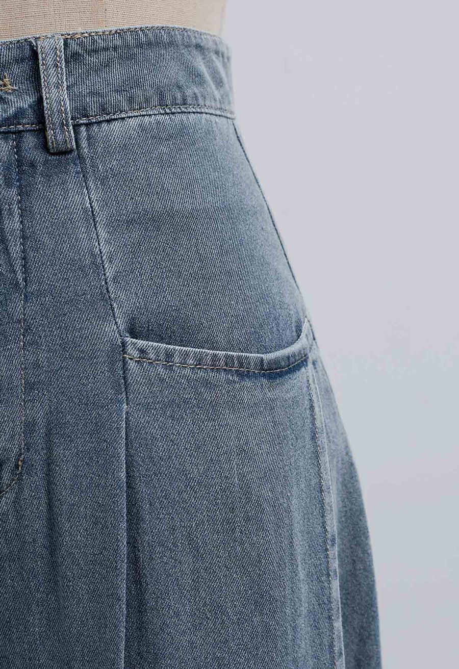 Patch Pocket Wide-Leg Wash Denim Jeans