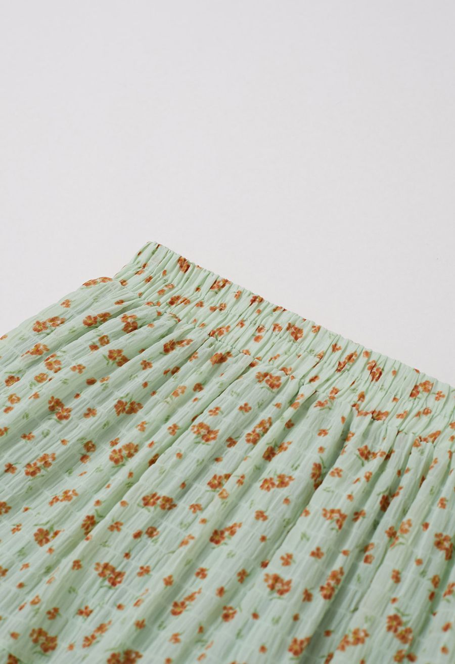 Posy Print Textured Tiered Maxi Skirt in Green