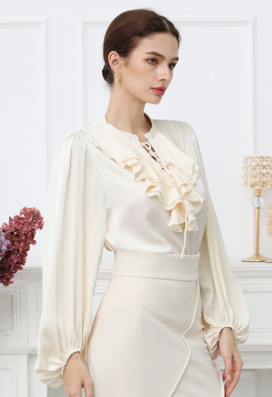 Tiered Ruffle Bubble Sleeve Textured Satin Top in Cream