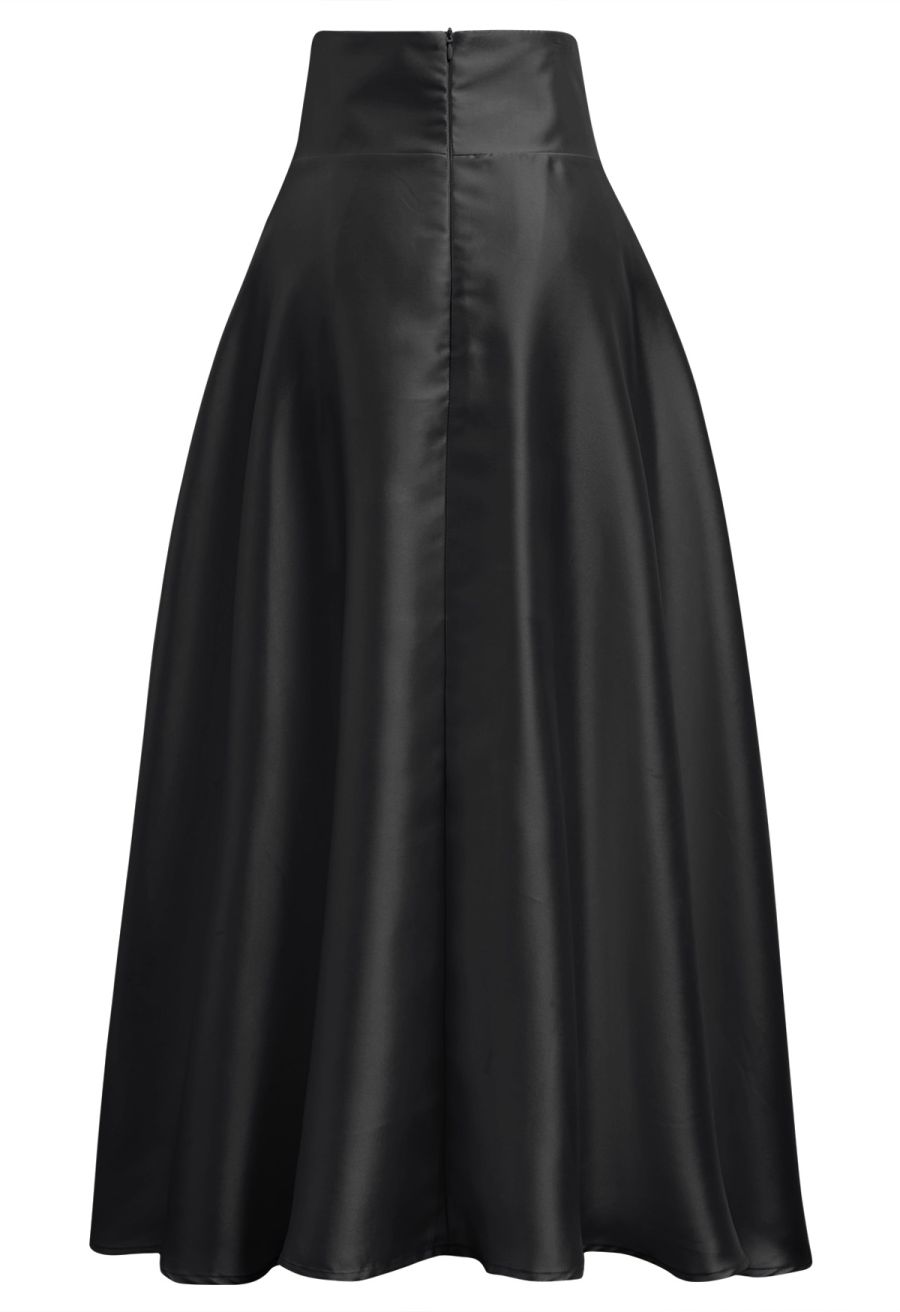 V-Cut Shaped Hi-Lo Hem Maxi Skirt in Black