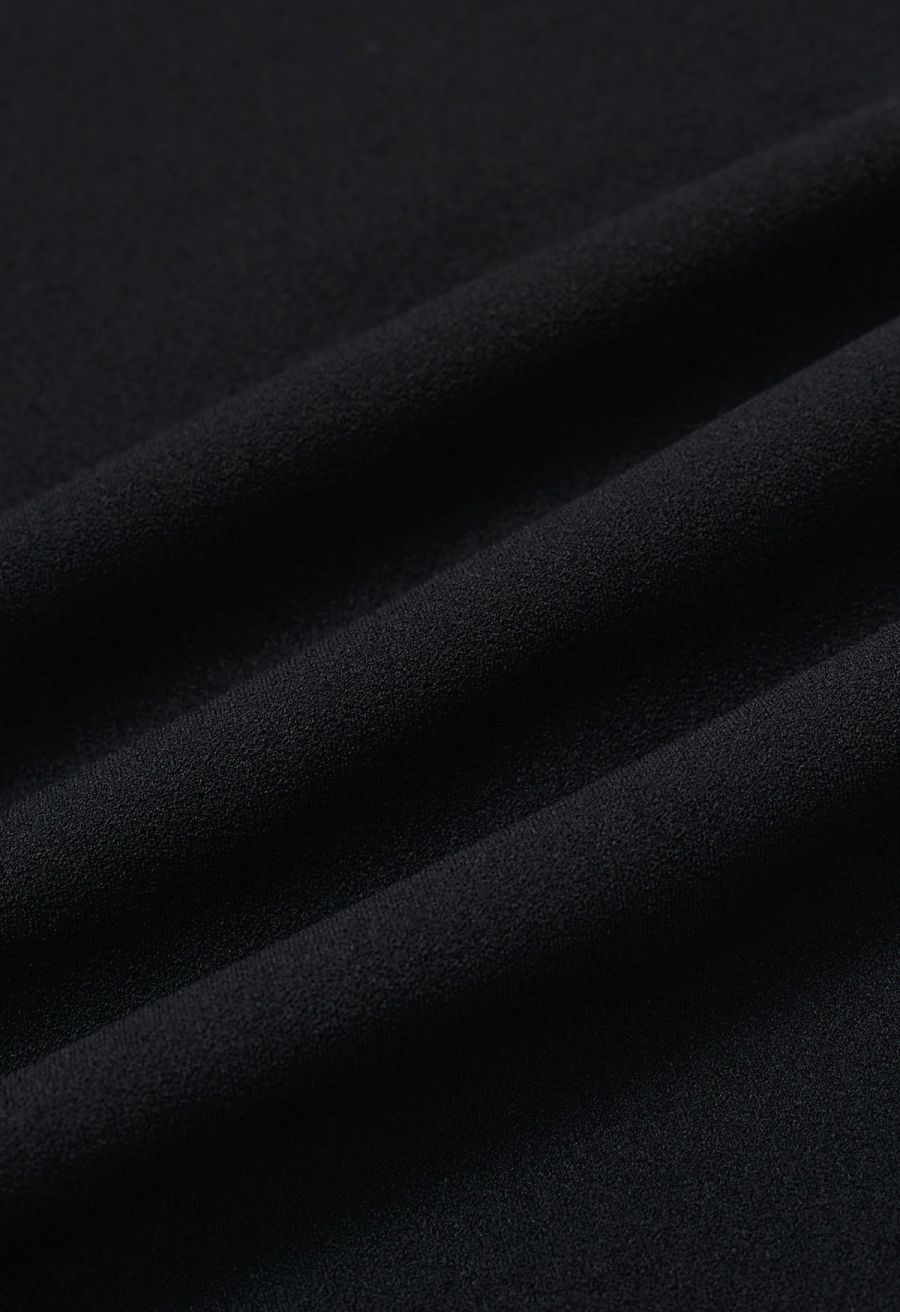 Wavy Seam Mermaid Maxi Skirt in Black