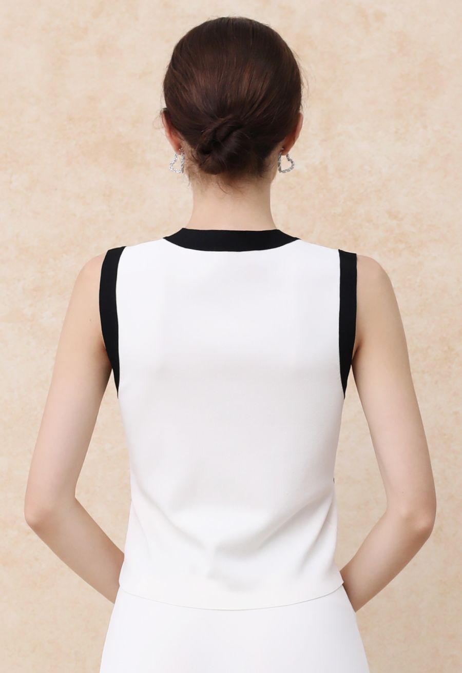 Contrast V-Neck Button Knit Vest in White