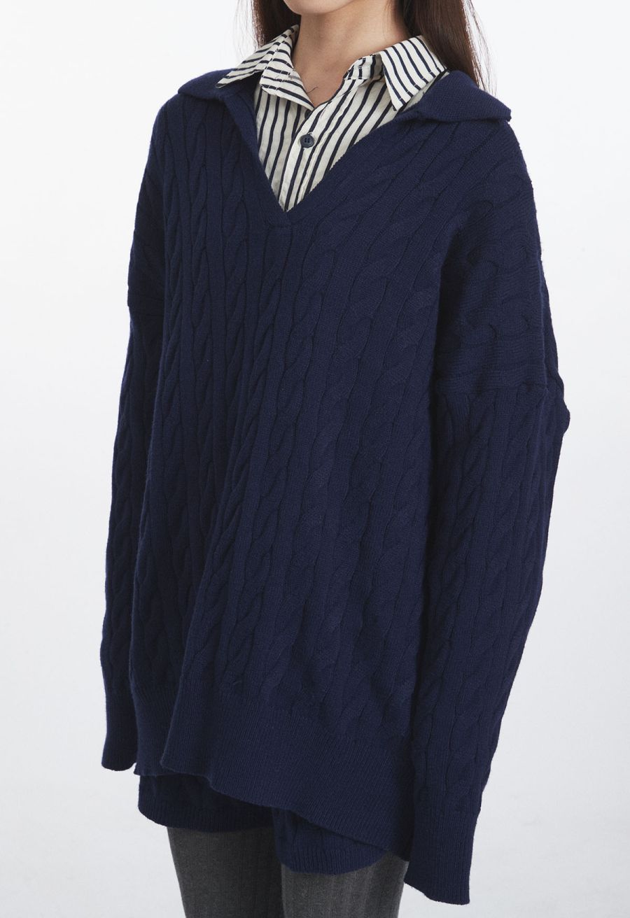 Polo V-Neck Cable Knit Sweater in Navy