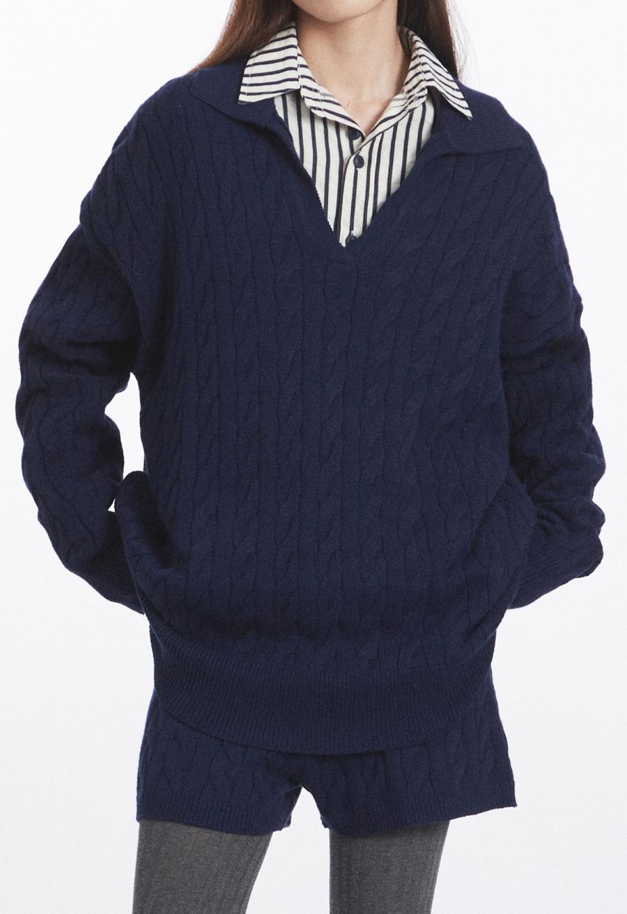 Preppy Style Cable Knit Shorts in Navy