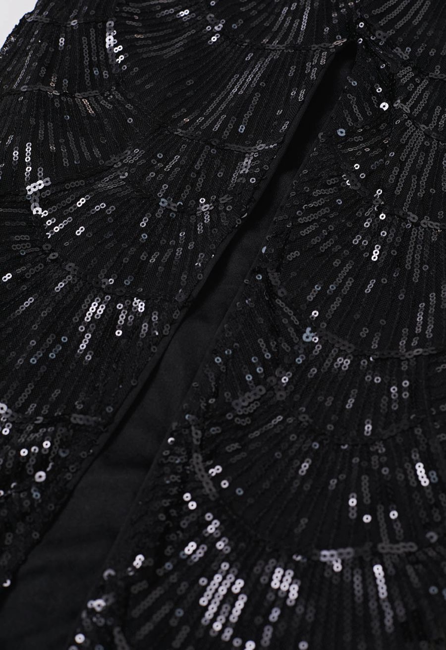 Scallop-Shaped Sequined Pearl Slit Gown in Black