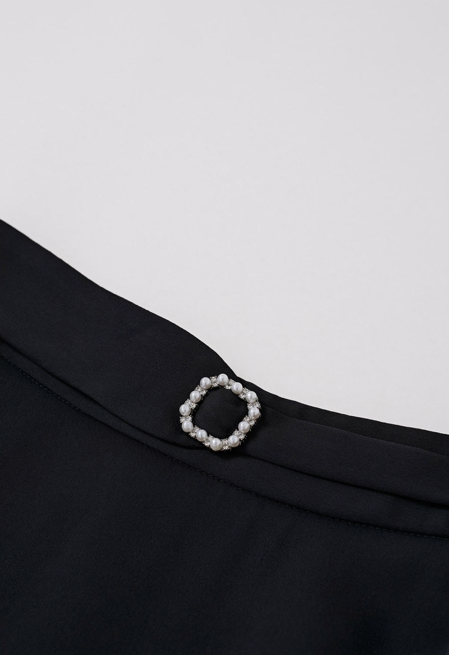 Subtle Pearl Square Buckle A-Line Skirt in Black