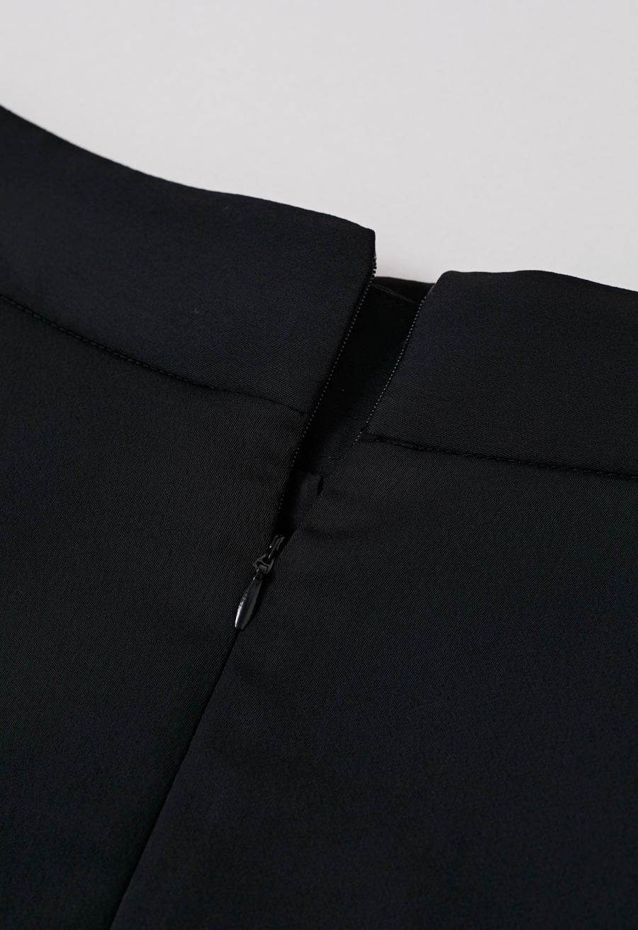 Subtle Pearl Square Buckle A-Line Skirt in Black