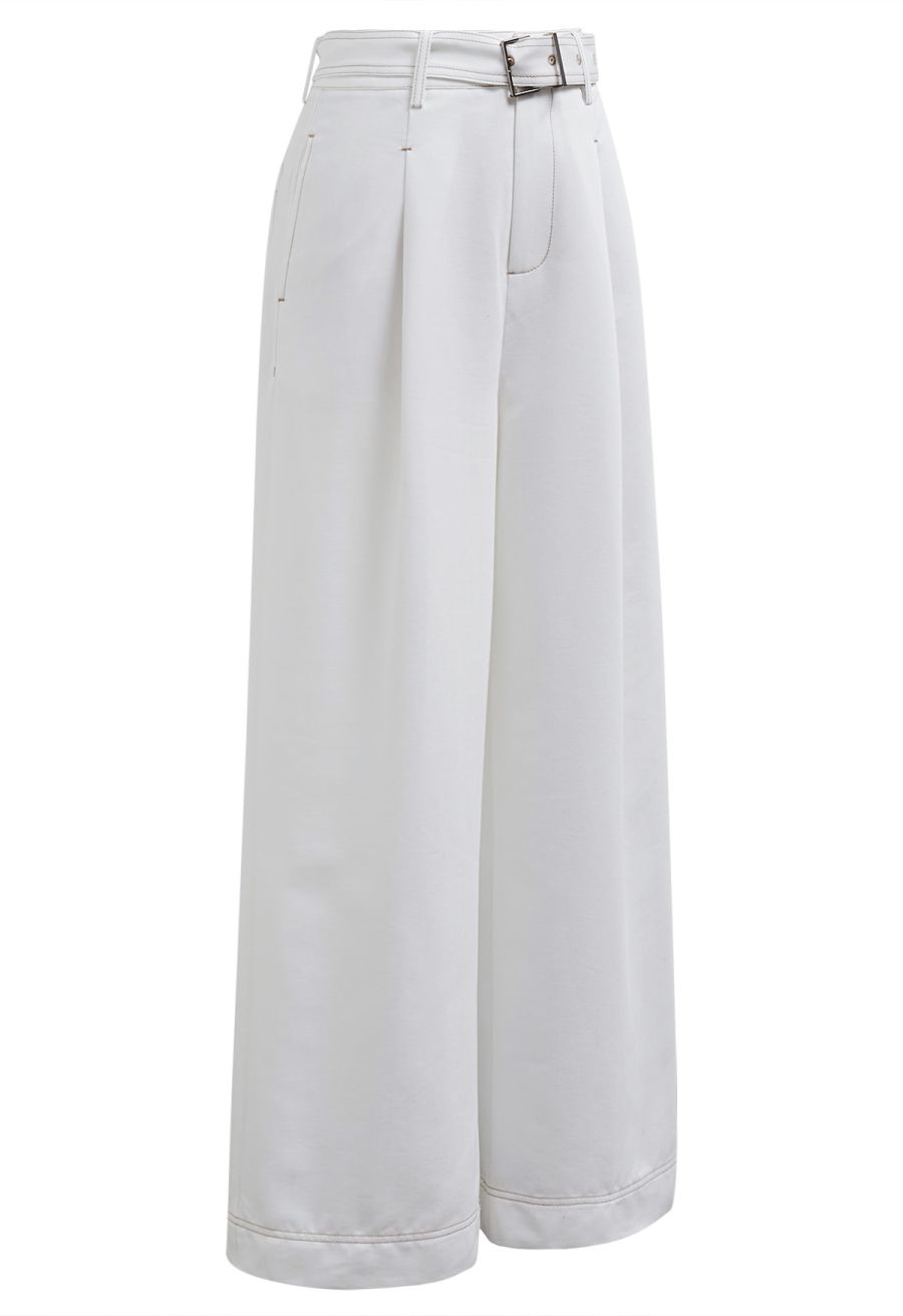 Polished Contrast Stitch Belted Jeans