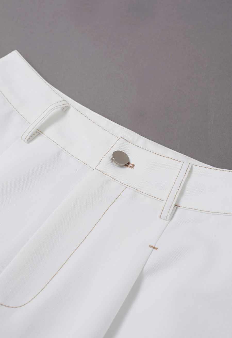 Polished Contrast Stitch Belted Jeans