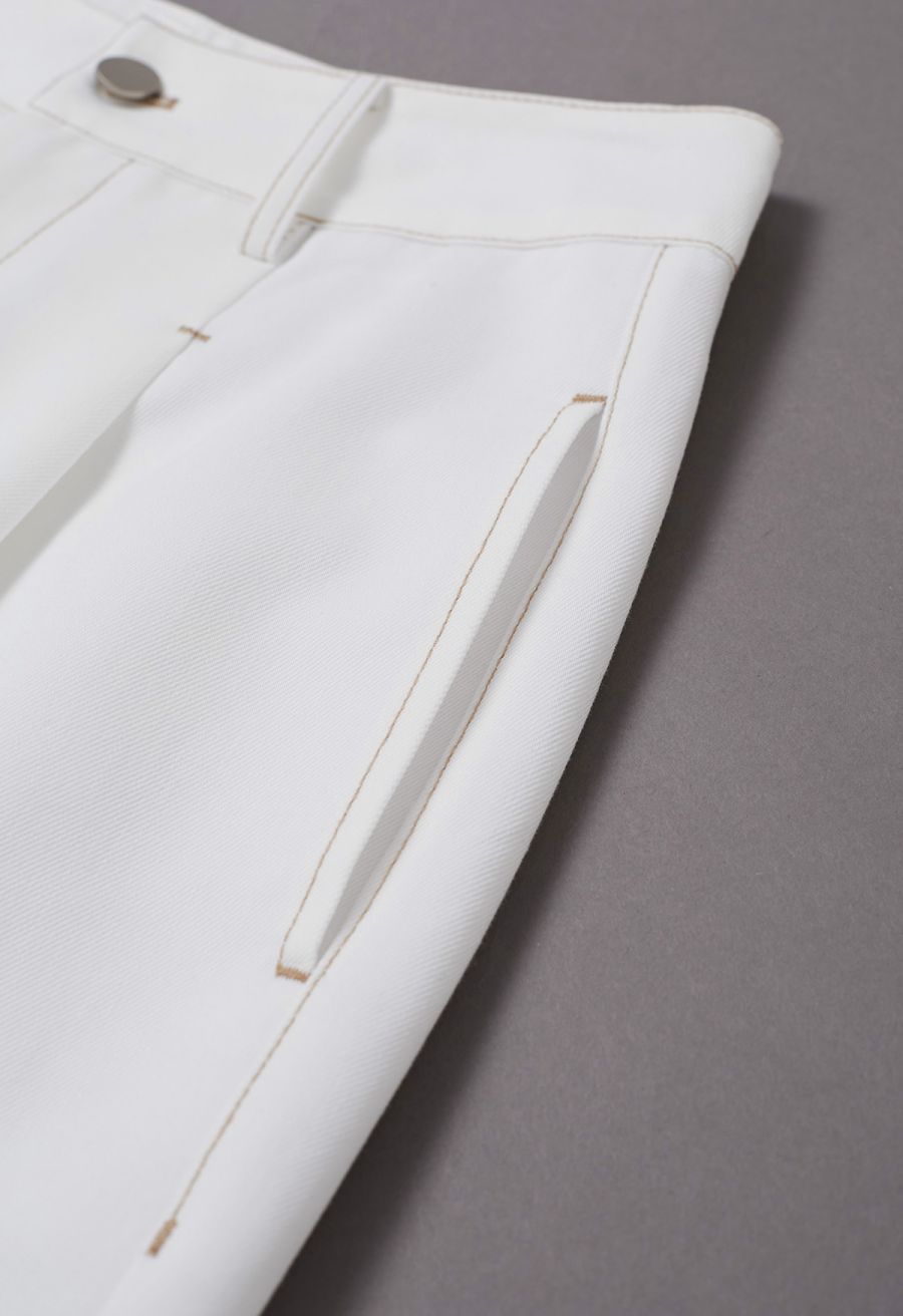Polished Contrast Stitch Belted Jeans