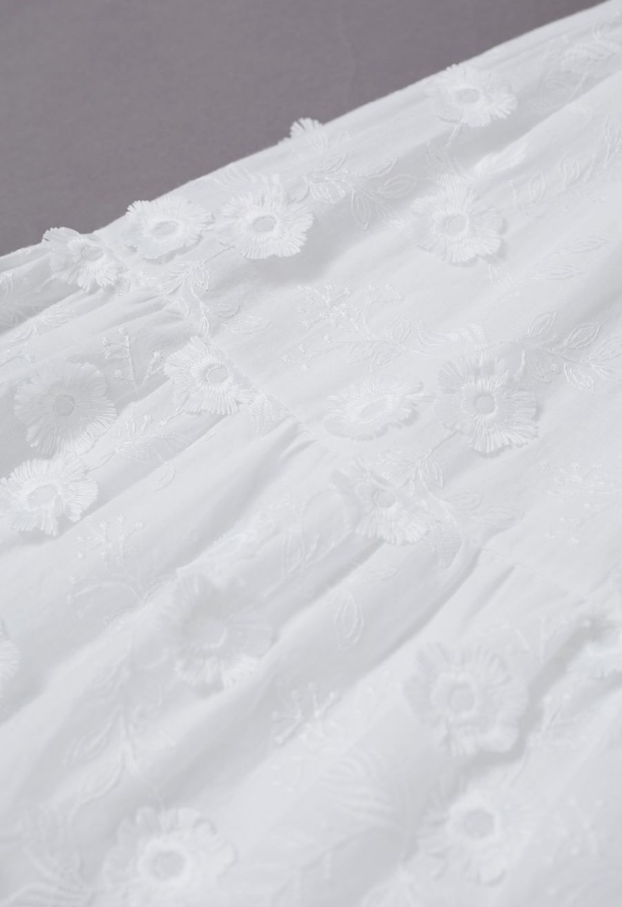 Tasseled Florets Embroidered Midi Skirt in White