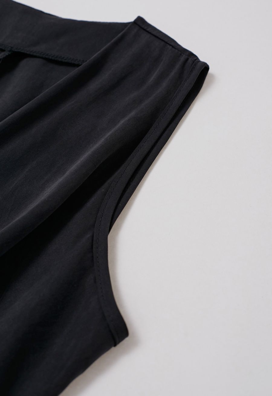 Vintage Elegance Wrap Front Sleeveless Maxi Dress in Black