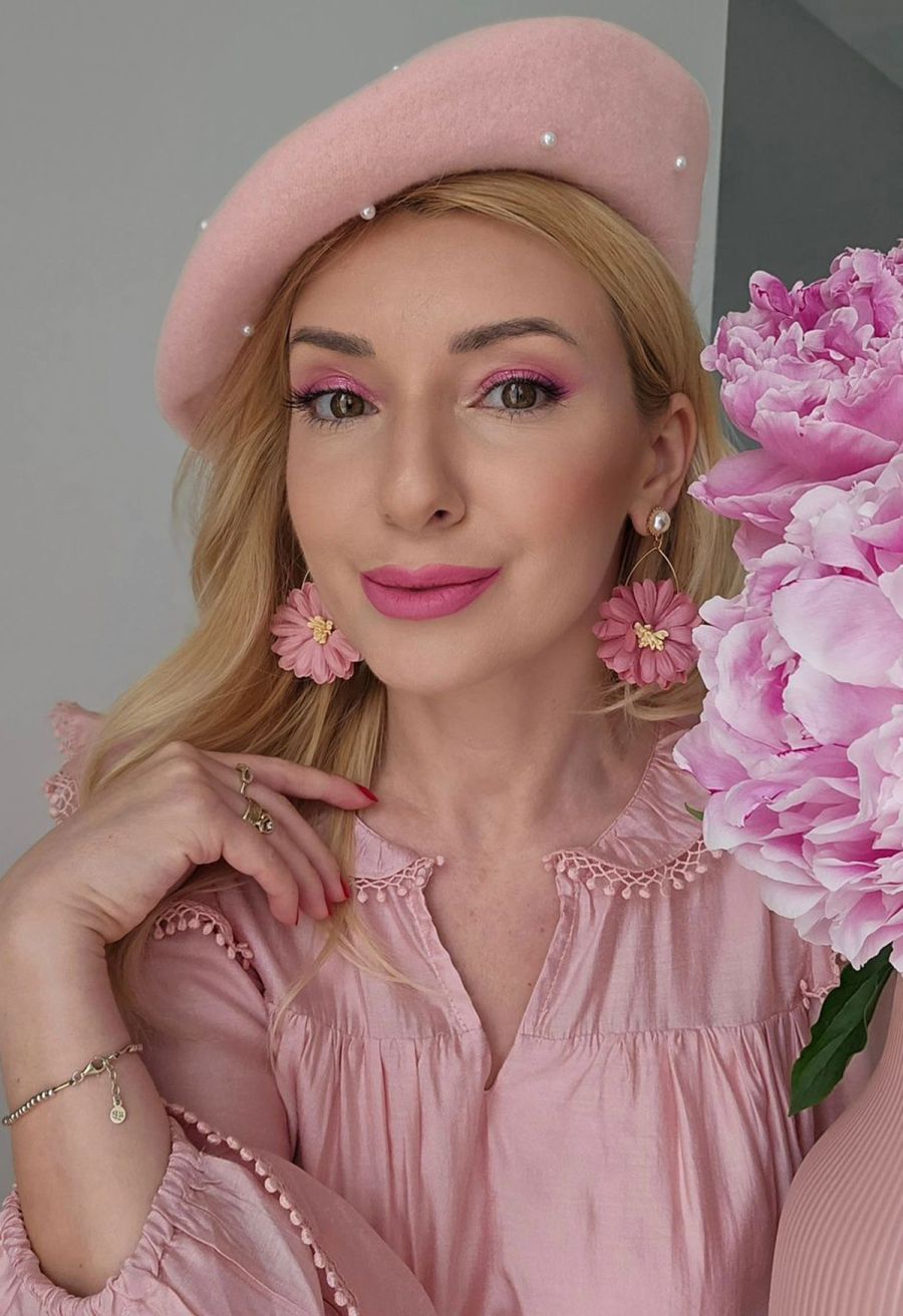 Handmade Pearl Wool Blend Beret Hat in Pink