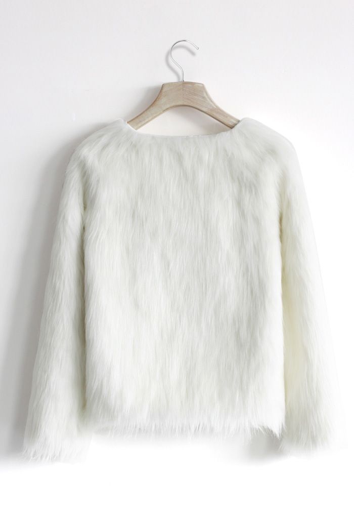 
My Chic Faux Fur Coat in White