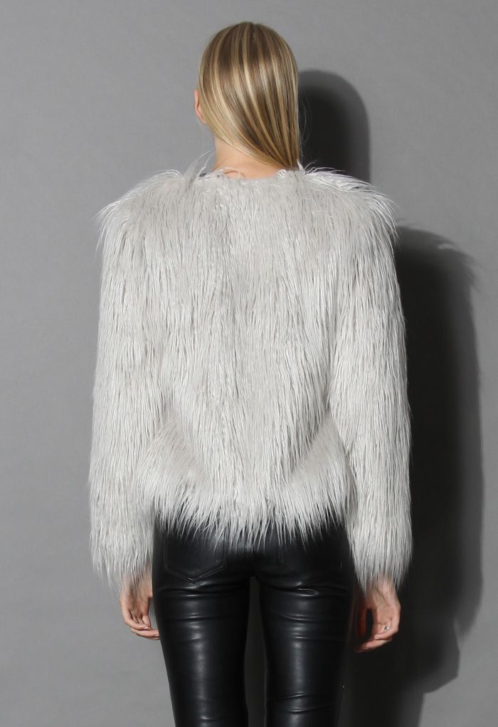 My Chic Faux Fur Coat in Silver