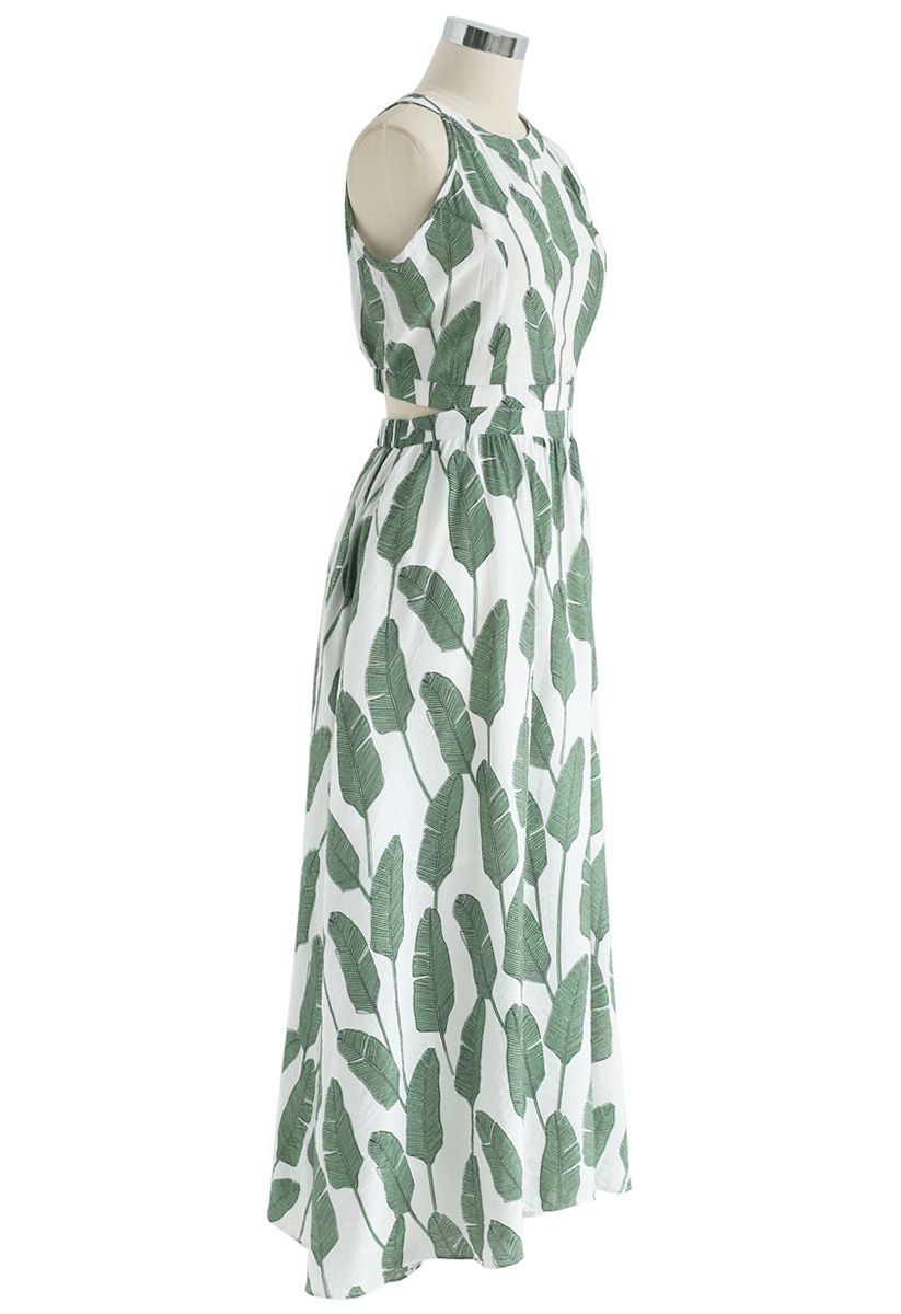 Summer Palm Leaf Print Halter Neck Maxi Dress in Green