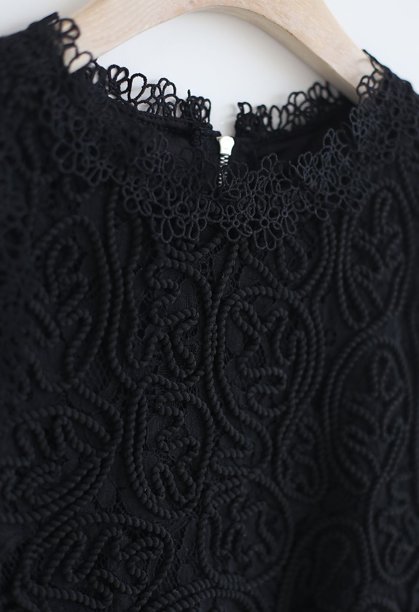 Diva Full Lace Crop Top in Black