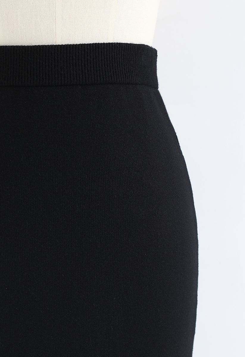 Basic Ribbed Knit Pencil Midi Skirt in Black