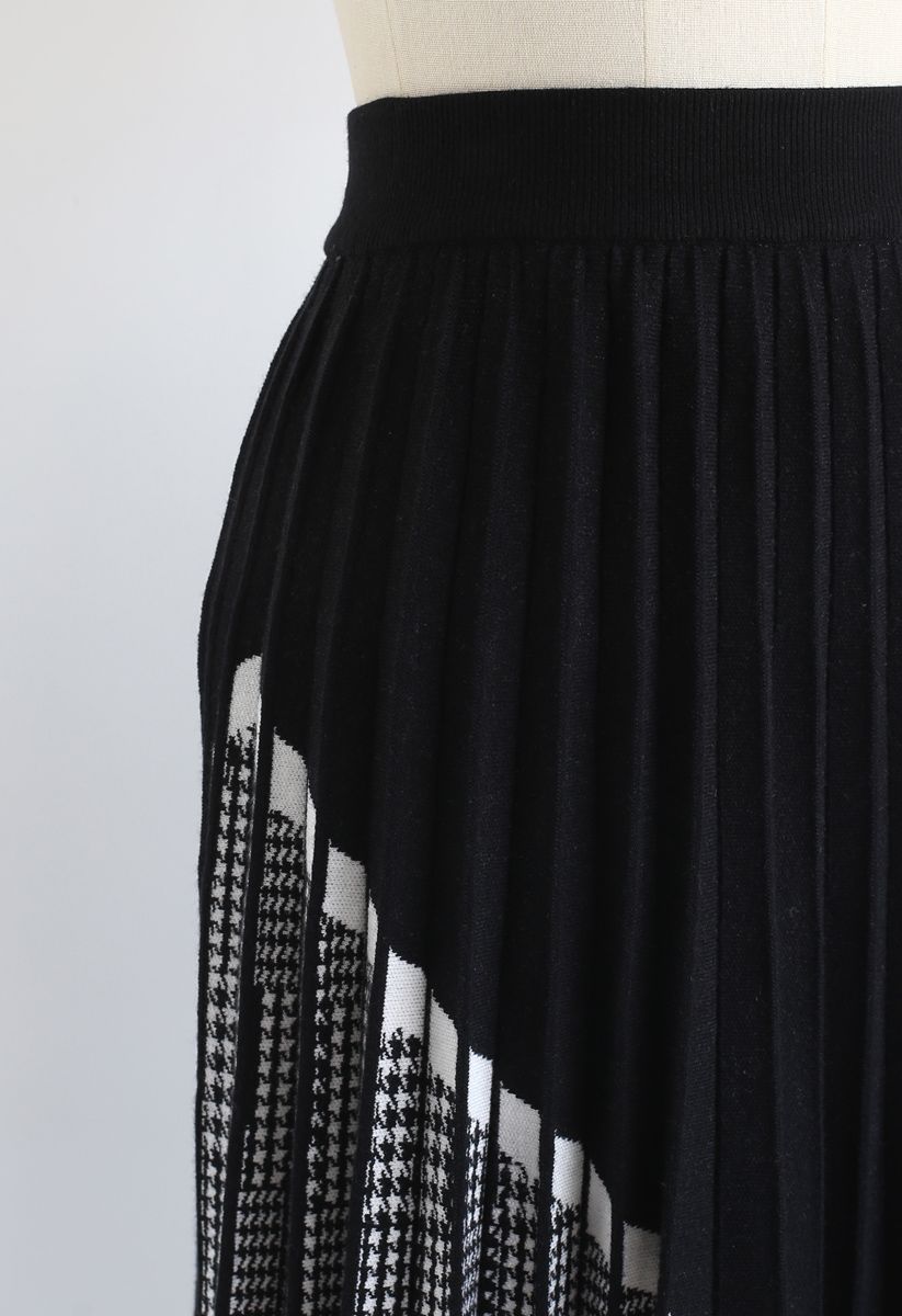 Houndstooth Hem Pleated Knit A-Line Midi Skirt