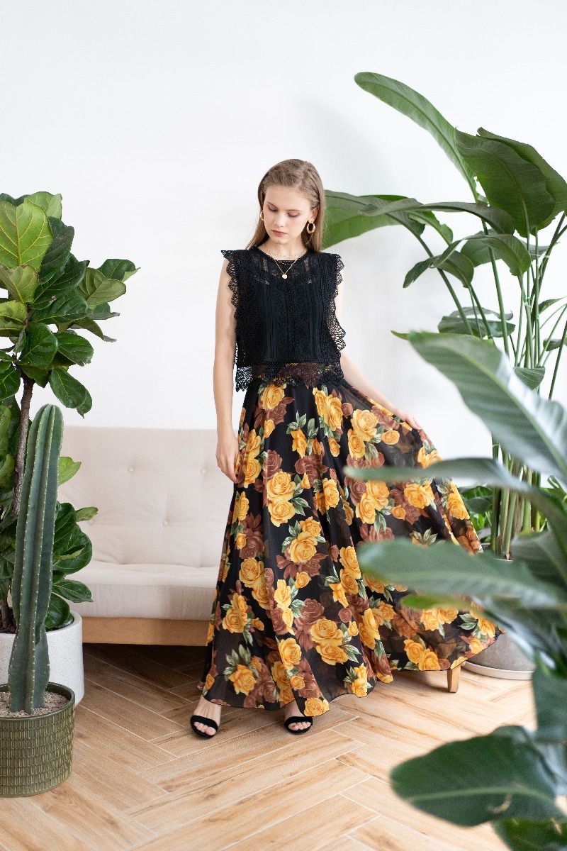 Crochet Trim Sleeveless Lace Top in Black