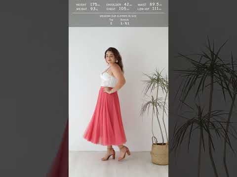 My Secret Garden Tulle Maxi Skirt in Coral