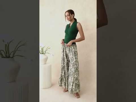Sunny Days Wide-Leg Pants in Green Damask
