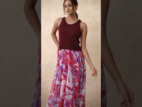 Crew Neck Sleeveless Cotton Crop Top in Berry