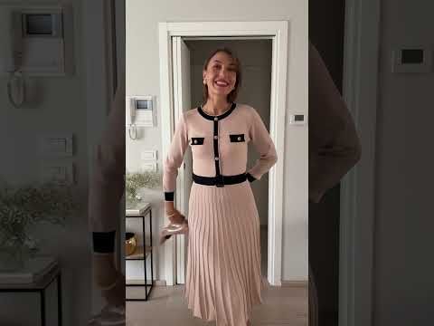 Belted Contrast Color Pleated Knit Dress