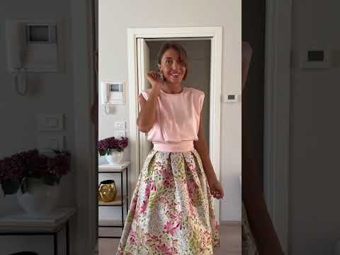 Cheerful Daisy Field Jacquard Pleated Midi Skirt