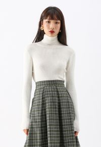Turtleneck Ribbed Fitted Knit Top in White