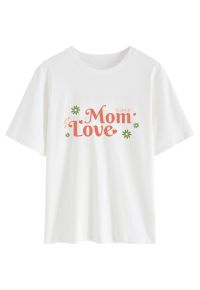 Love Mom Crew Neck T-Shirt