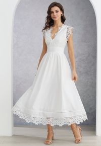 V-Neck Lace Panelled Sleeveless Maxi Dress in White