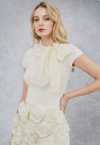 Organza Self-Tie Bowknot Short Sleeves Knit Top in Cream