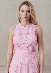 Paisley Eyelet Embroidery Sleeveless Crop Top in Pink