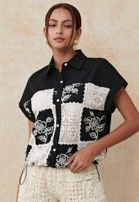 Crochet Patchwork Spliced Rose Embroidery Shirt in Black