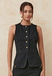 Fake Welt Pocket Button-Up Denim Vest in Black