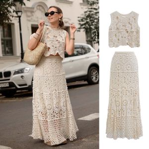 look3827