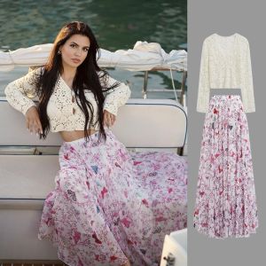 look3779
